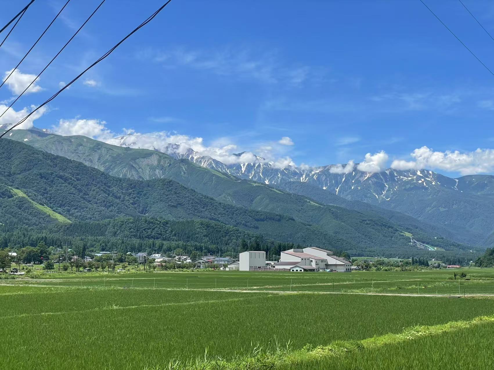 白马村雪山