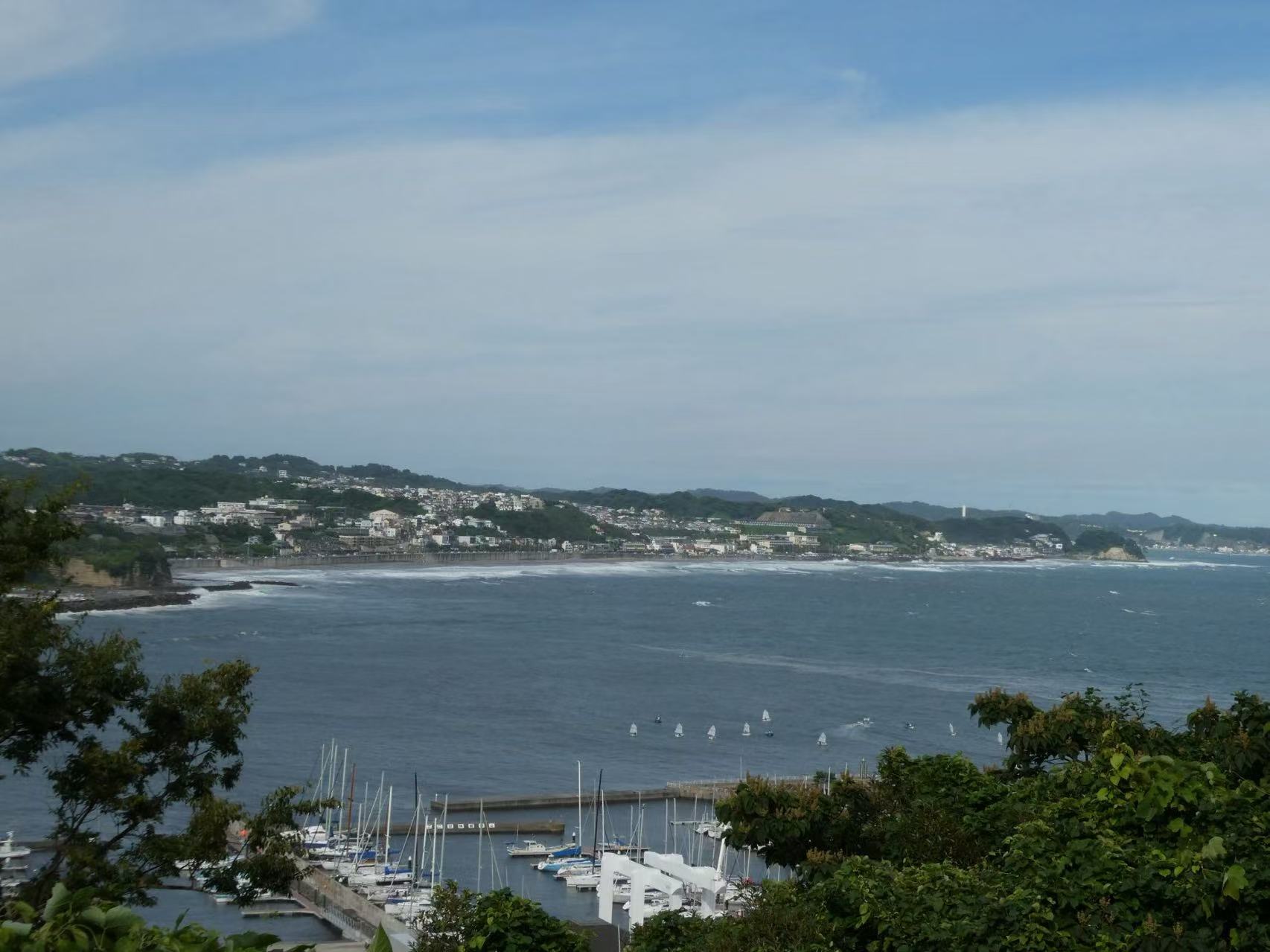 镰仓的海岸线